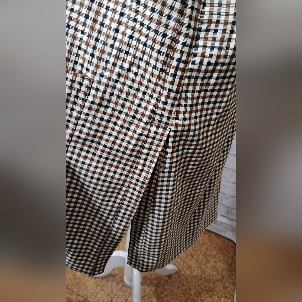 Women's Checkered Long Vest - Picture 5 of 9